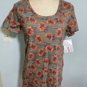 LuLaRoe Classic Tee (S)